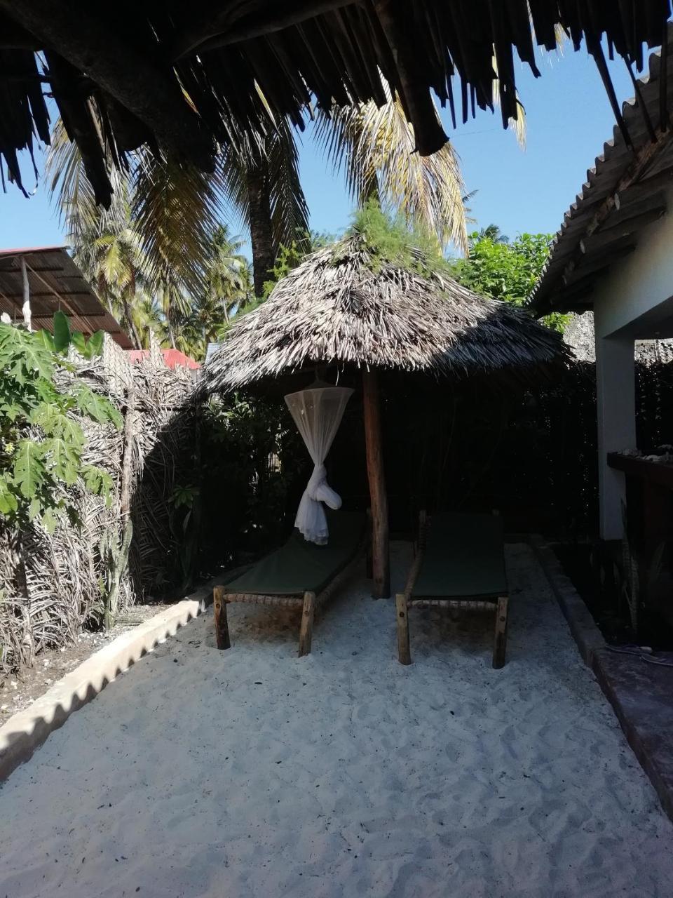 Auberge de jeunesse Sunny House Paje II Extérieur photo