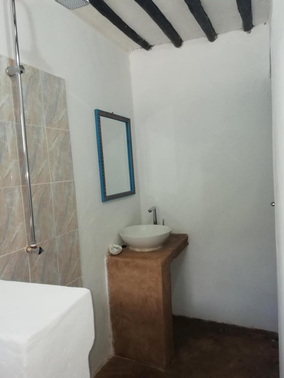 Auberge de jeunesse Sunny House Paje II Extérieur photo