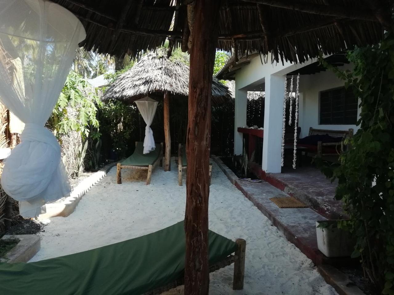 Auberge de jeunesse Sunny House Paje II Extérieur photo